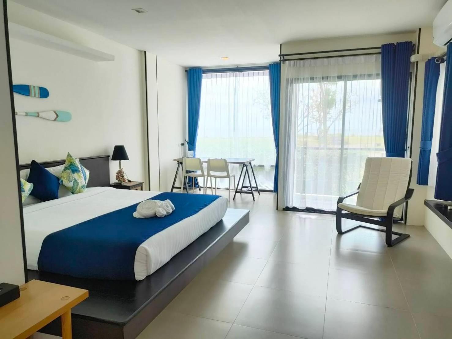 The Beach Resort & Residence - Sha Plus Pathiu Bagian luar foto