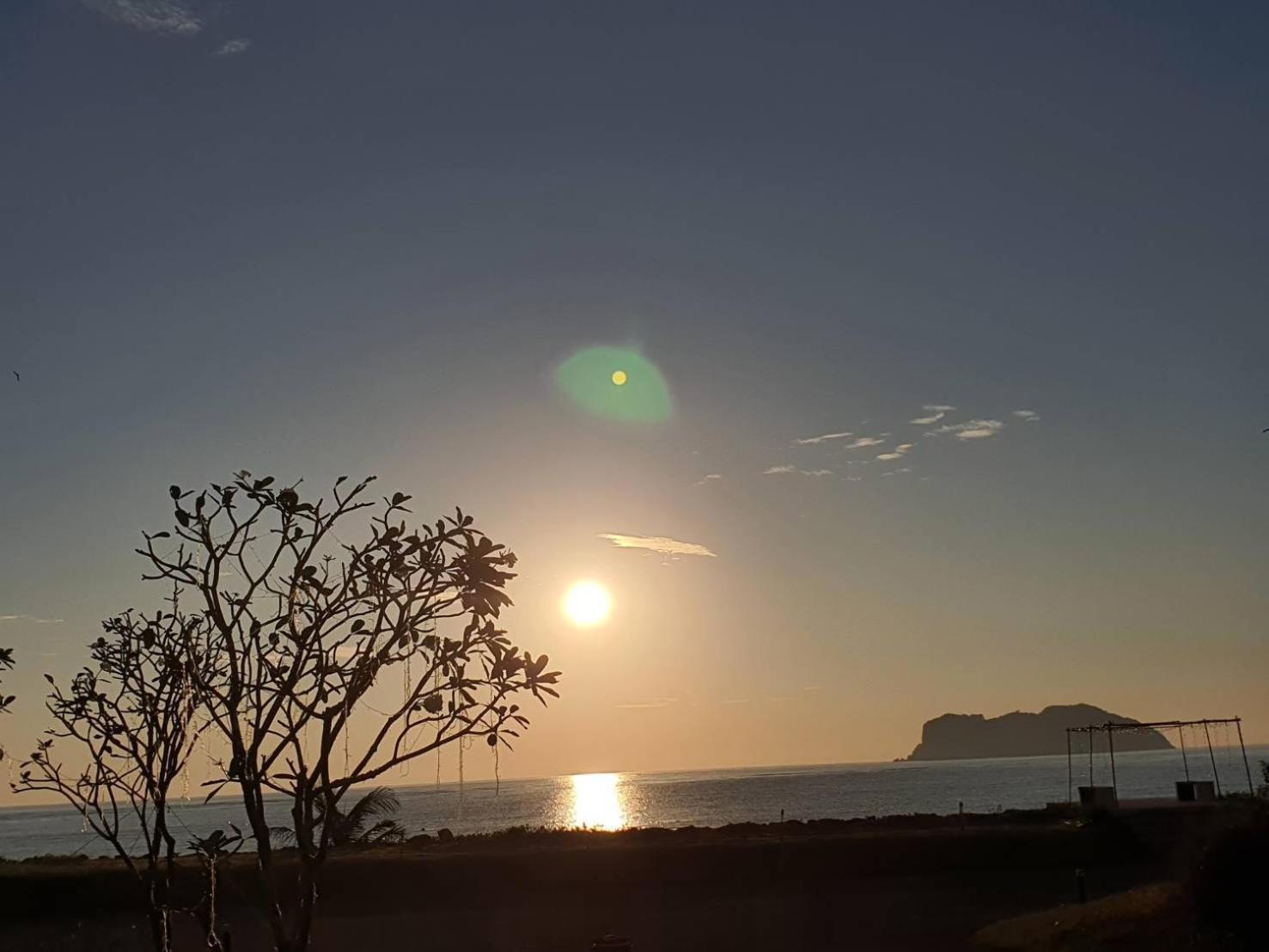 The Beach Resort & Residence - Sha Plus Pathiu Bagian luar foto