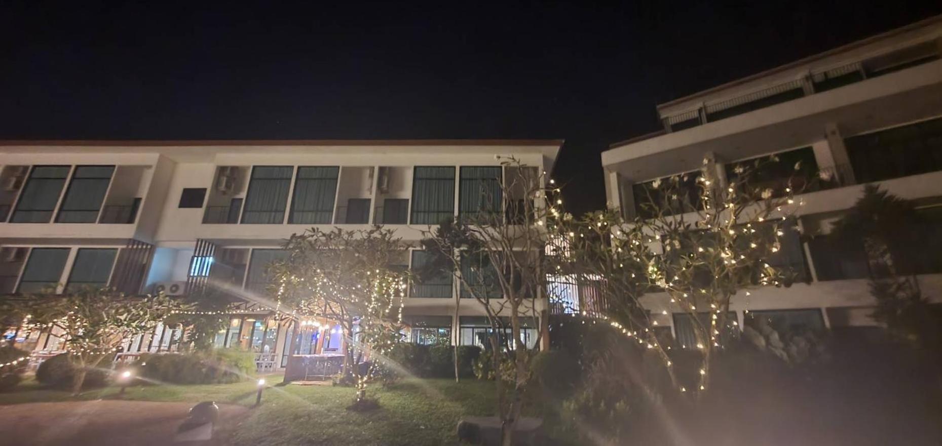 The Beach Resort & Residence - Sha Plus Pathiu Bagian luar foto