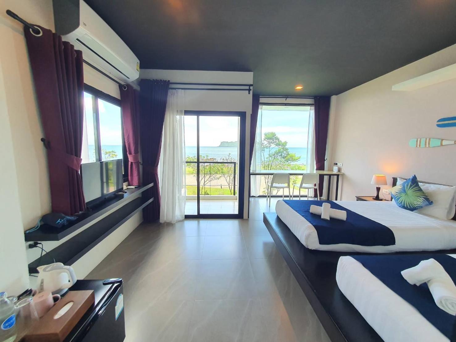 The Beach Resort & Residence - Sha Plus Pathiu Bagian luar foto
