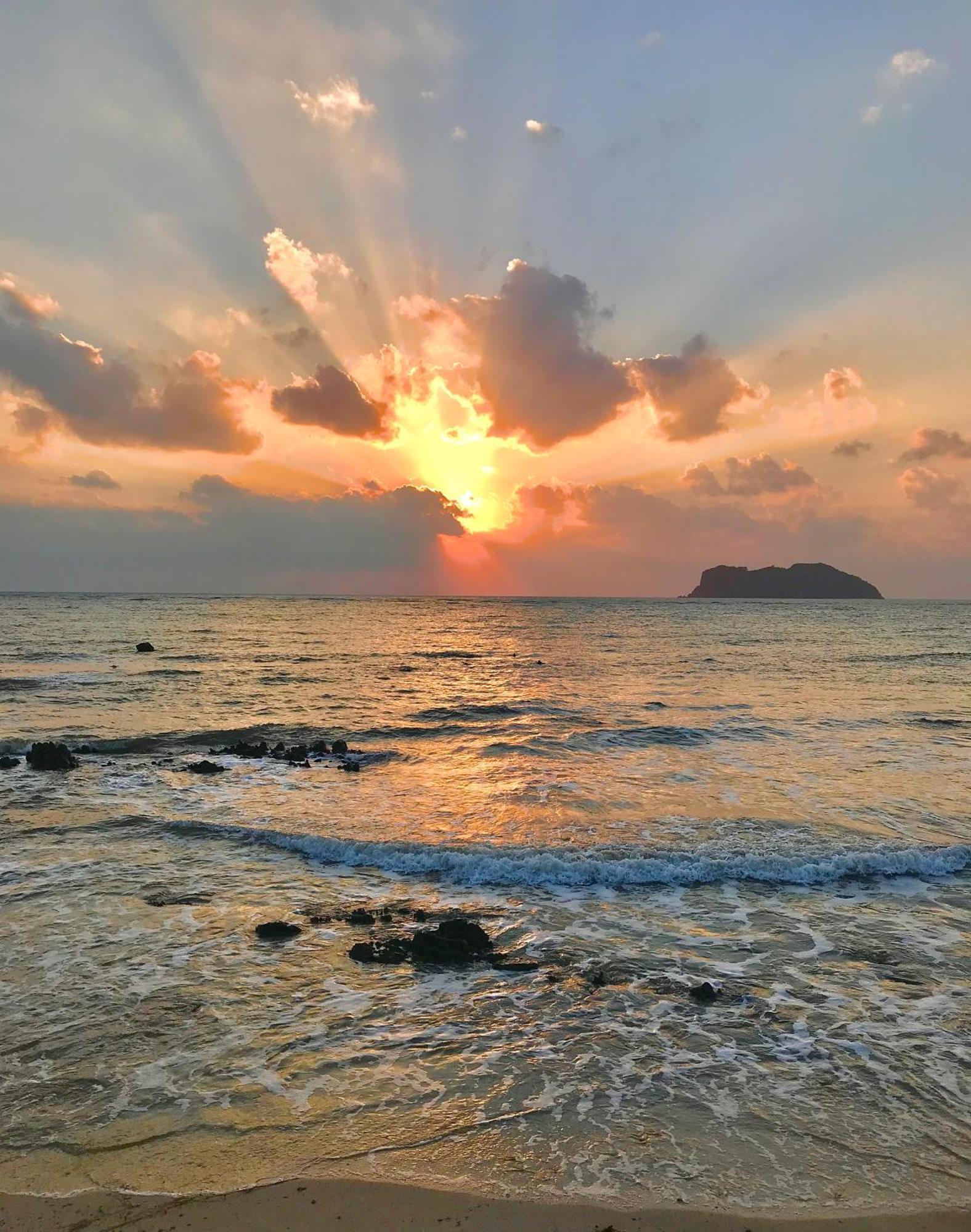 The Beach Resort & Residence - Sha Plus Pathiu Bagian luar foto