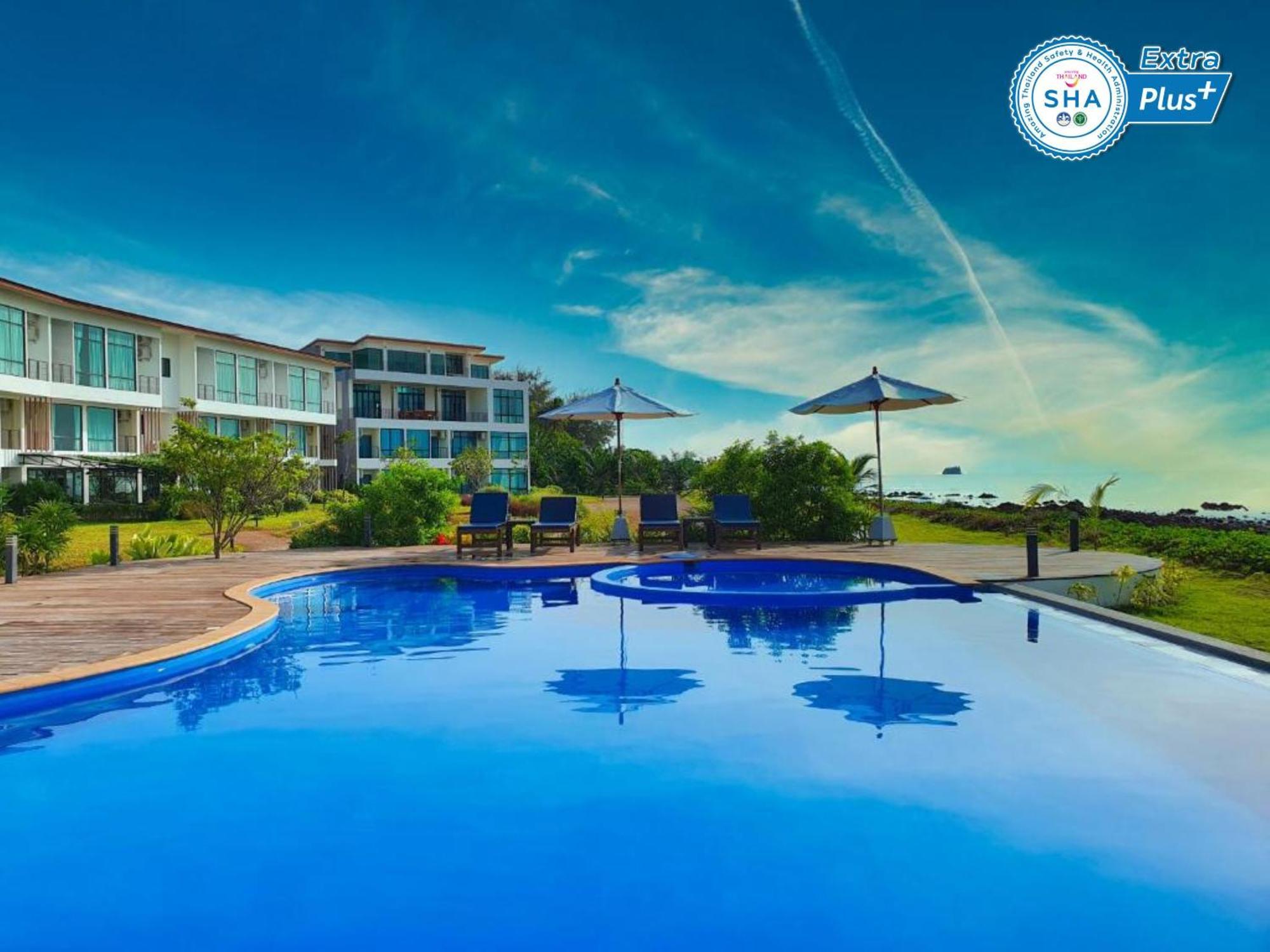The Beach Resort & Residence - Sha Plus Pathiu Bagian luar foto